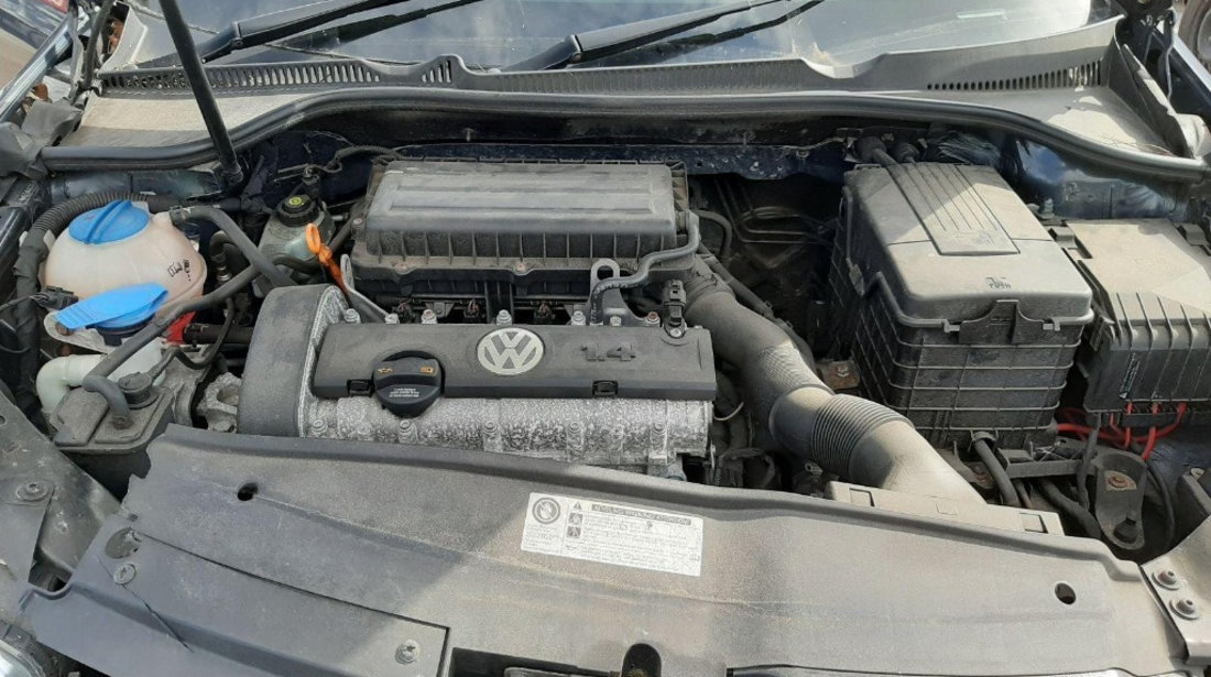 Scut motor plastic Volkswagen Golf 6 2009 Hatchback 1.4 FSI CGGA