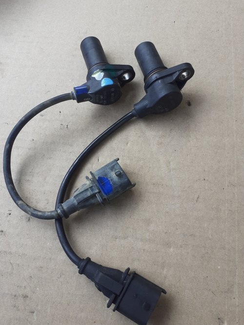 SENZOR POZITIE ARBORE VIBROCHEN VOLANTA JEEP KJ2.5 . 2.8 0281002434