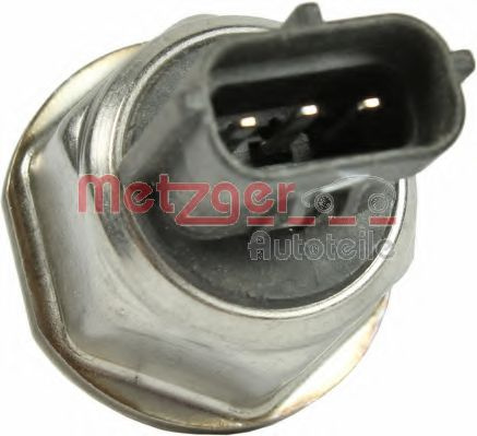 Senzor, presiune combustibil FIAT DUCATO bus (250, 290) (2006 - 2016) METZGER 0906211 piesa NOUA