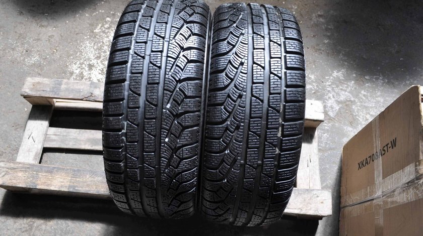 SET 2 Anvelope Iarna 215/45 R17 PIRELLI Sottozero Winter 240 91V