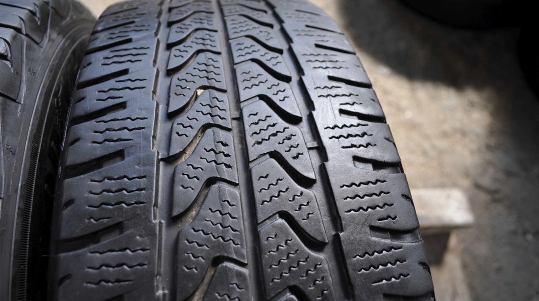 SET 2 Anvelope Iarna 215/65 R16C GOODYEAR Ultra Grip Cargo 109/07T