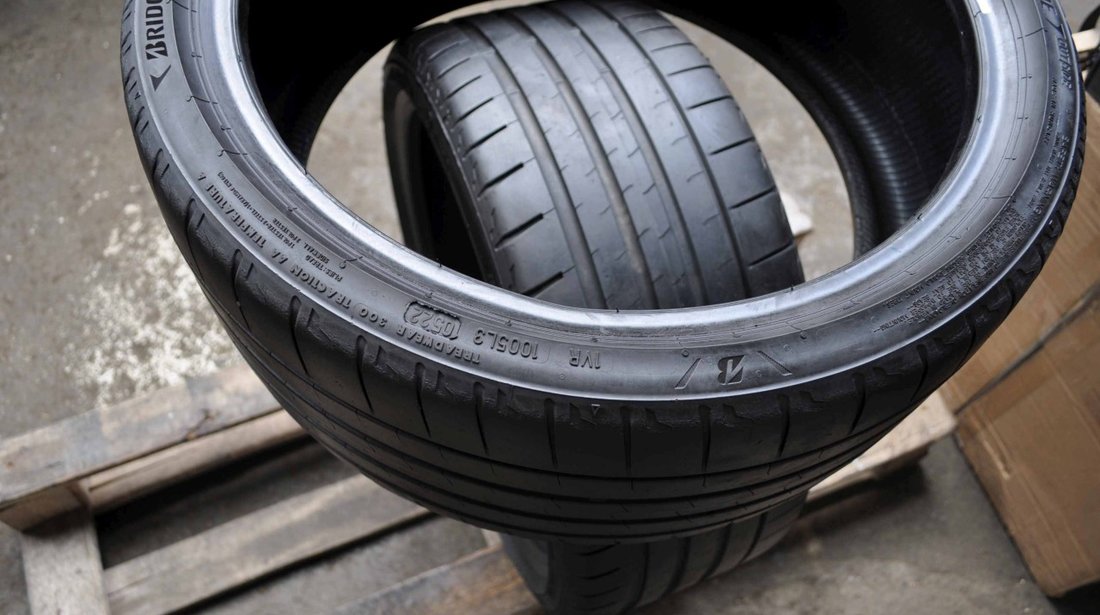 SET 2 Anvelope Vara 225/35 R18 BRIDGESTONE Potenza Sport 87Y