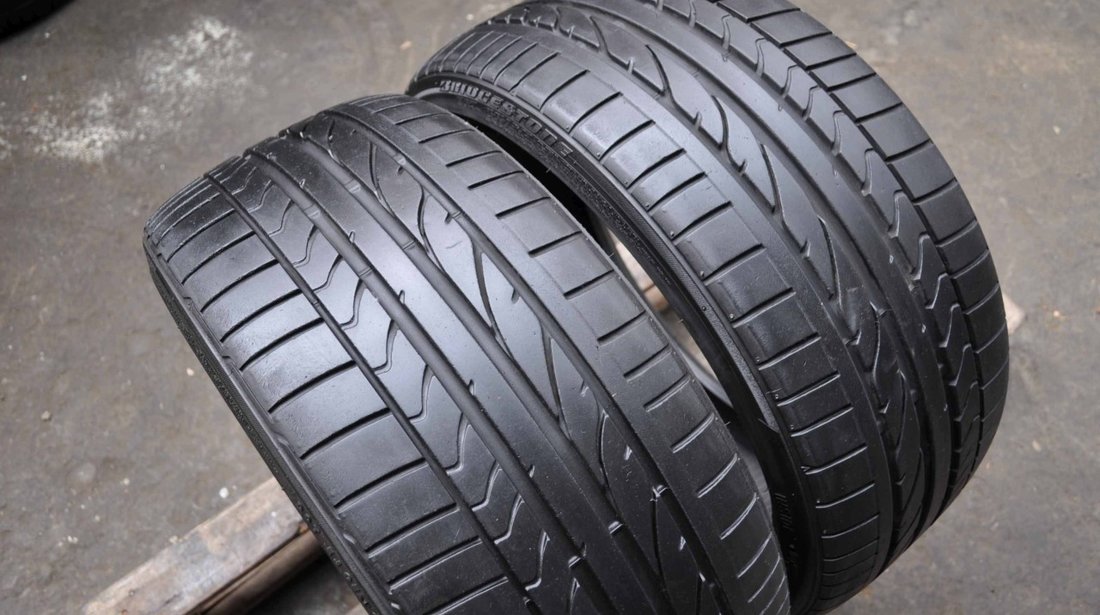 SET 2 Anvelope Vara 225/35 R19 BRIDGESTONE Potenza RE050A 88Y - Runflat