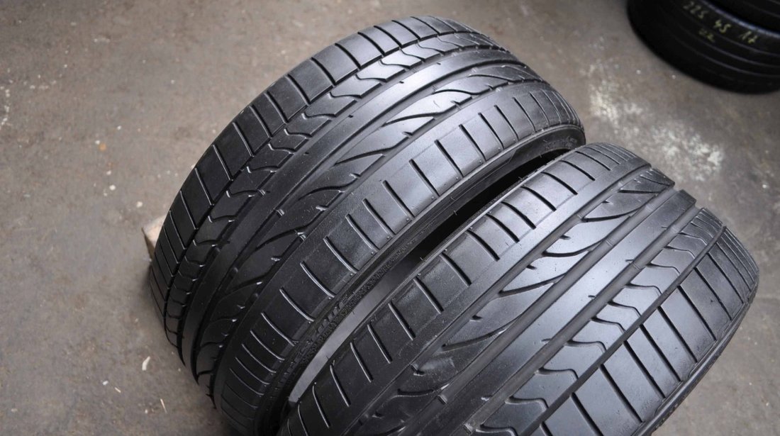 SET 2 Anvelope Vara 225/35 R19 BRIDGESTONE Potenza RE050A 88Y - Runflat