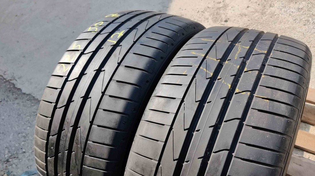 SET 2 Anvelope Vara 225/50 R17 HANKOOK Ventus S1 Evo2 94Y #68460105