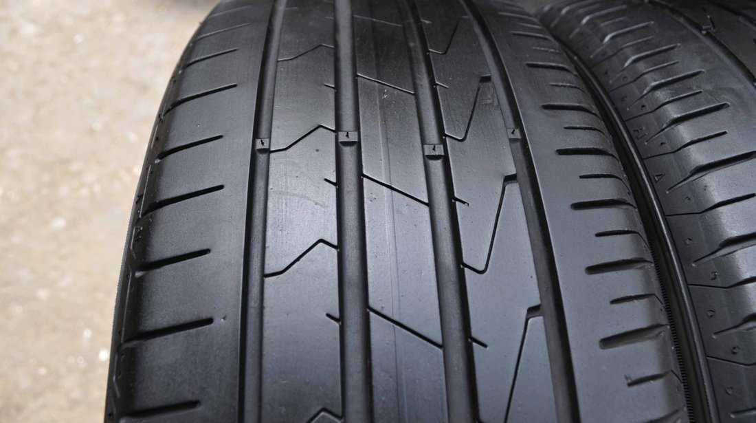 SET 4 Anvelope Vara 215/55 R17 HANKOOK Ventus Prime 3 94W