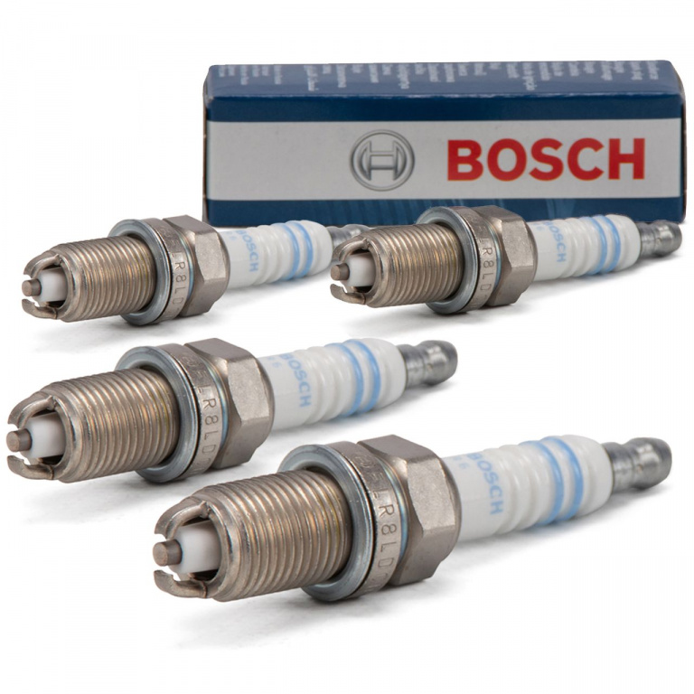 Set 4 Buc Bujie Bosch Saab 900 2 1993-1998 0 242 229 654