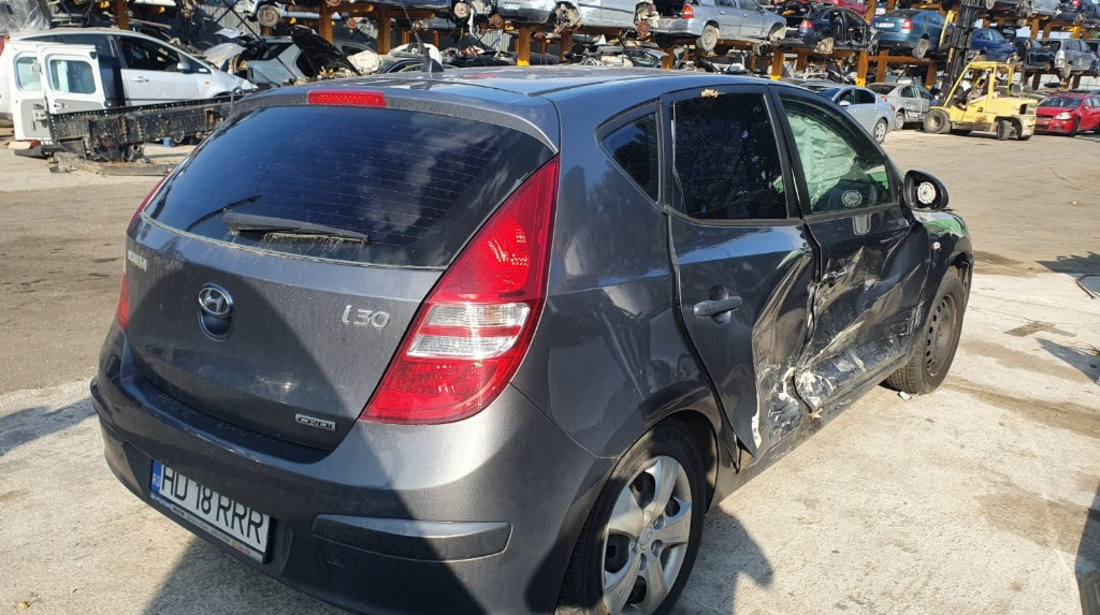 Set amortizoare spate Hyundai i30 2012 hatchback 1.6 crdi