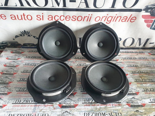 Set boxe fata + spate originale Mercedes-Benz GLS (X166) cod : A2049062401