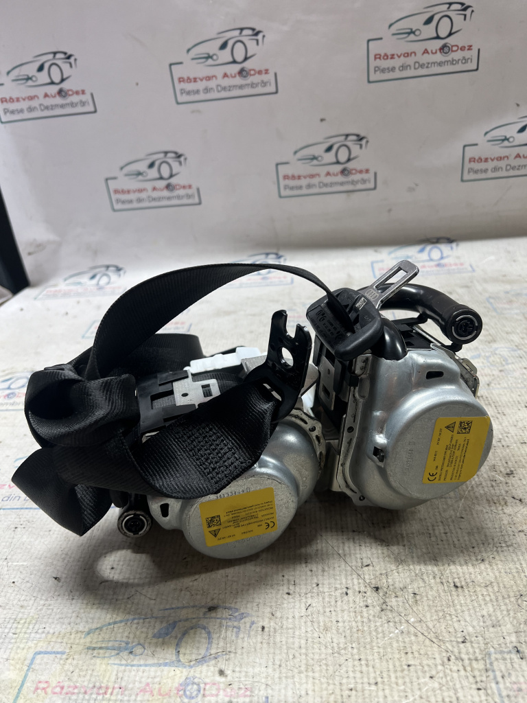 Set Centuri spate cu capsa Audi A4 B9 Break 2017, 34163769E / 34184201E