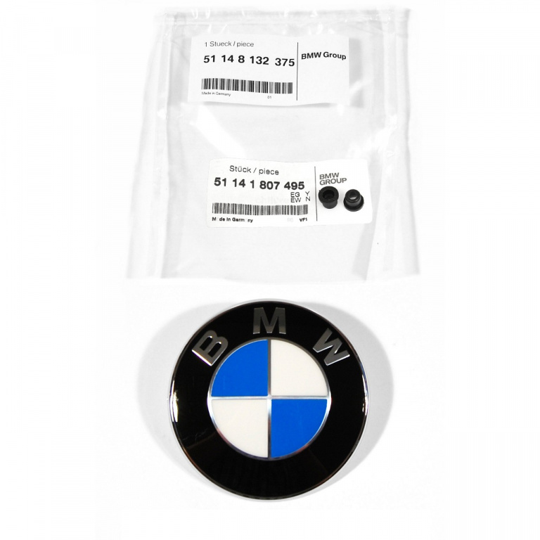 Set Emblema Oe Bmw X3 E83 2004-2011 82MM 51148132375 + 2 Buc Bucsa Prindere Emblema Oe Bmw 51141807495