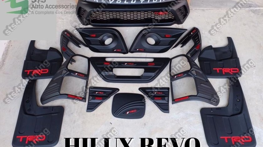 SET ORNAMENT EXTERIOR NEGRE MATTE TOYOTA HILUX REVO 2016-2018 [TRD LOOK] [17-BUC] [V2]