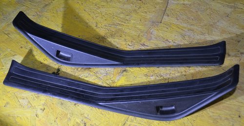 Set praguri interne spate BMW E46, 318, i, 2001