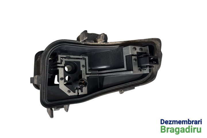 Soclu becuri lampa stop pe aripa stanga Cod: 5K0945257 5K0945257 Volkswagen VW Golf 6 [2008 - 2015] Hatchback 5-usi 1.4 TSI MT (122 hp)