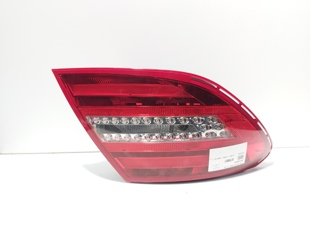 Stop aripa stanga cu led, Mercedes Clasa C (W204) (id:675861)