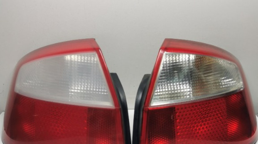 Stop Audi A4 B6 berlina tripla stanga dreapta lampa