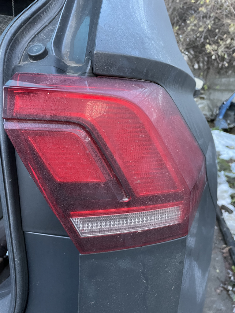 Stop dreapta aripa Volkswagen Tiguan 2.0 Motorina 2018, 5NA945096C