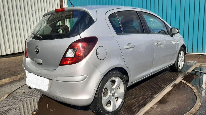 Stop dreapta spate Opel Corsa D 2013 HATCHBACK 1.4 i