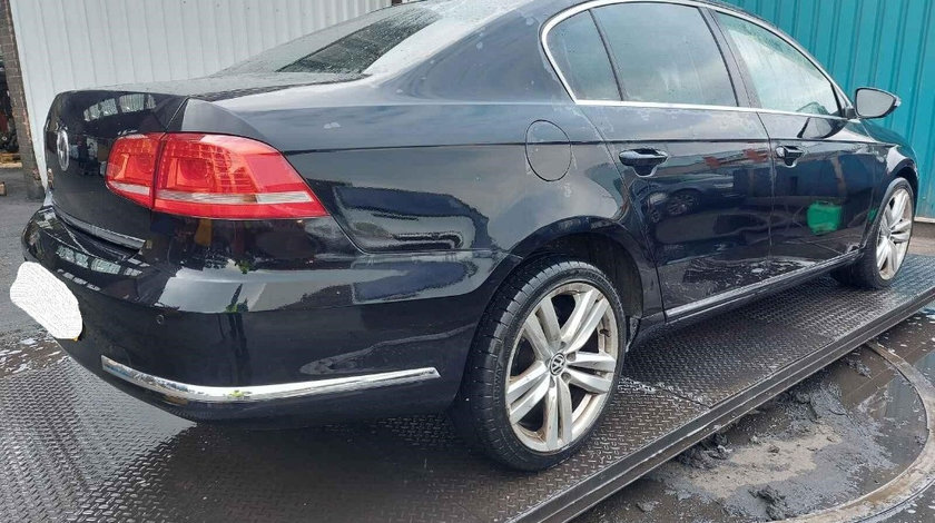 Stop dreapta spate Volkswagen Passat B7 2014 SEDAN 2.0 TDI CFGC 170 Cp