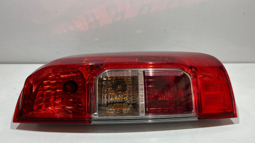 Stop lampa dreapta spate Nissan Navara D23 [2015]