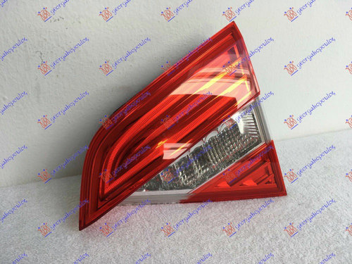 Stop/Lampa Spate Interior Dreapta Skoda Superb 2013 2014 2015 (LED)