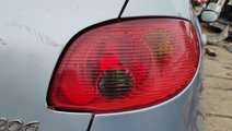Stop Lampa Tripla Dreapta Peugeot 206 Hatchback 19...