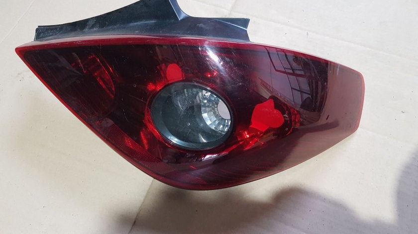 Stop lampa tripla stanga fumuriu Opel Corsa D 2 usi dezmembrez