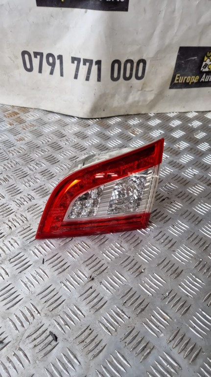 Stop led dreapta haion Peugeot 508 2.2 HDI SW , transmisie automata , cod motor 4HL , an 2012 cod 96...