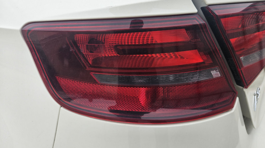 Stop stanga aripa Audi A3 8V Hatchback 2015, 8V4945095C