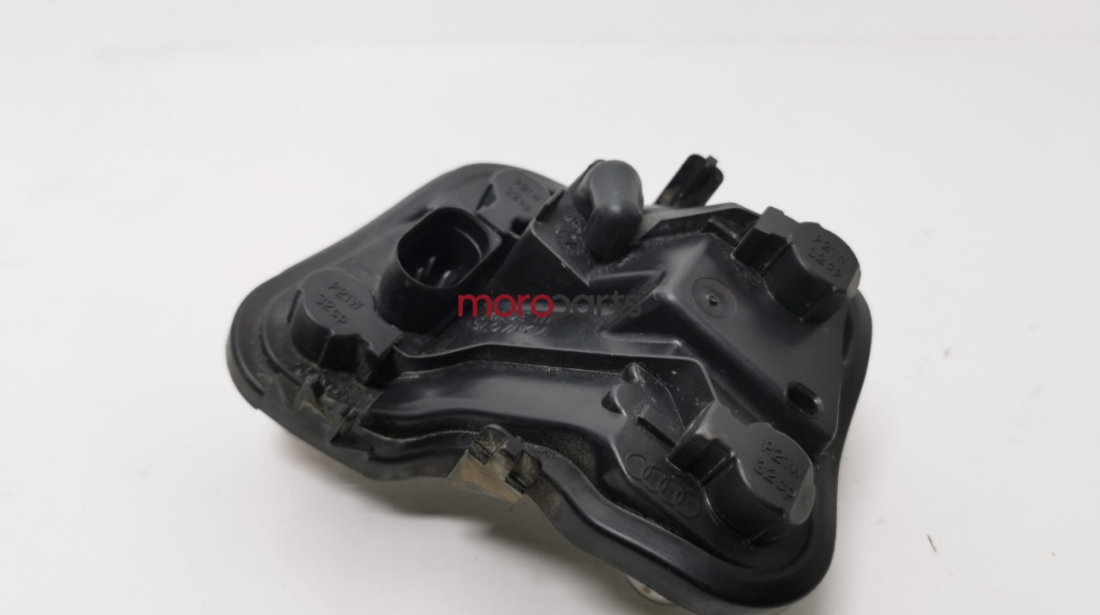 Stop stanga Audi A4 B7 stanga spate VAG OEM 965083