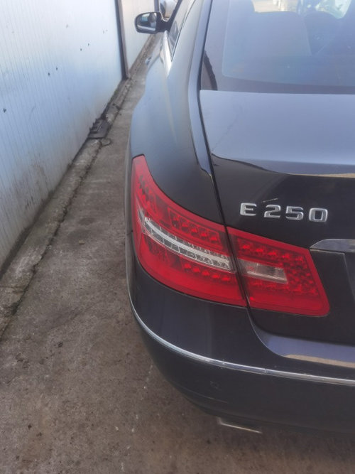 Stop stanga mercedes E220 cdi w207 coupe