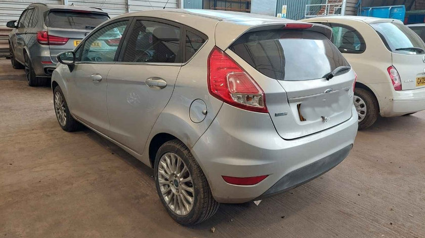 Stop stanga spate Ford Fiesta 6 2013 HATCHBACK 1.0 i