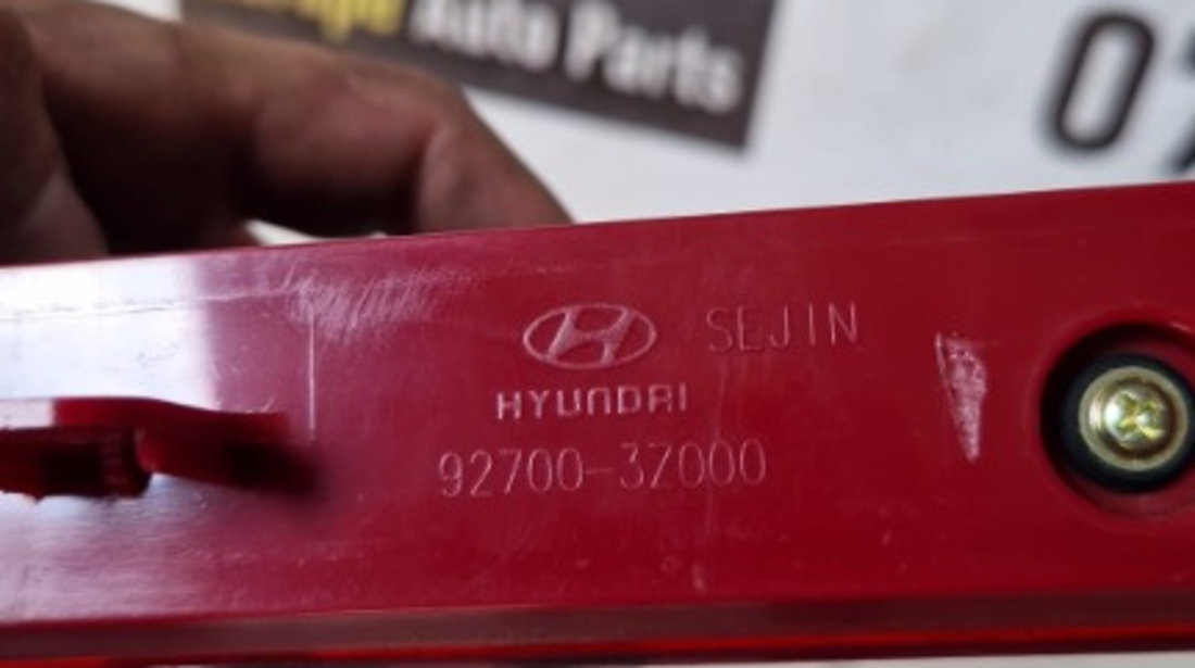 Stop suplimentar haion Hyundai I40 an 2012 combi cod 92700-3Z000