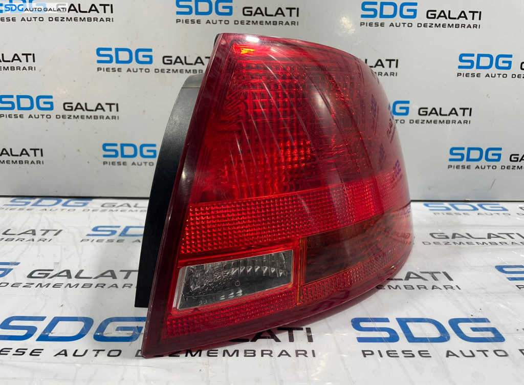 Stop Tripla Lampa Dreapta Aripa Audi A4 B7 Avant Break Combi 2004 - 2008 Cod 8E9945096E [L4450]