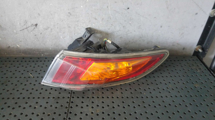 Stop tripla lampa dreapta aripa honda civic 8 hatchback fn fc 22016721r