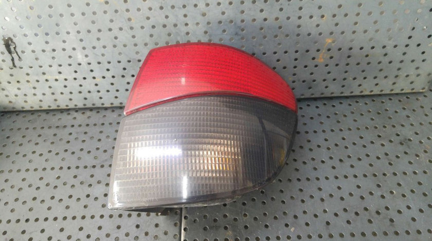 Stop tripla lampa dreapta aripa peugeot 406 sw 45503d