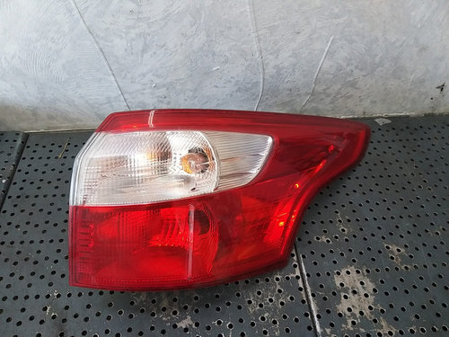 Stop tripla lampa dreapta ford focus 3 bm5113404