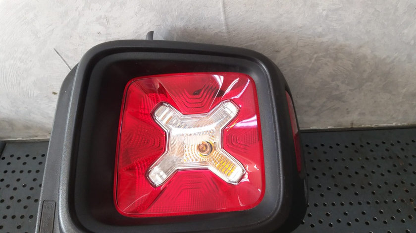 Stop tripla lampa dreapta jeep renegade facelift 52109462dx