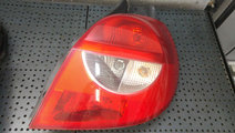 Stop tripla lampa dreapta renault clio 3 br0 1 cr0...