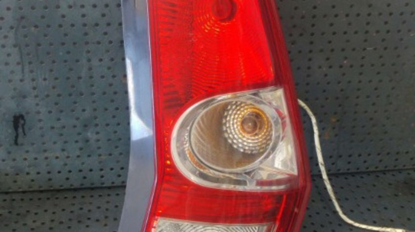 Stop tripla lampa dreapta suzuki splash 89071603 3660351k00 89071608