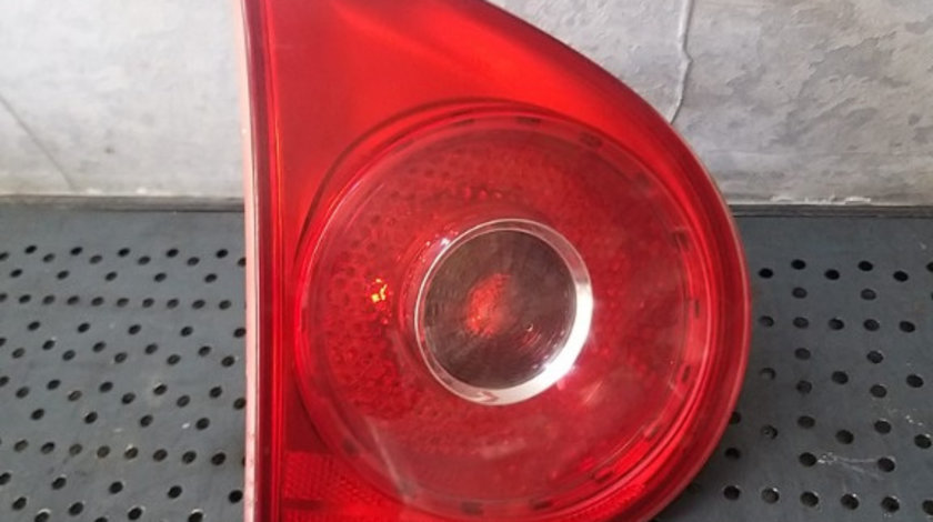 Stop tripla lampa stanga haion vw golf 5 1k 1k6945093g 89031705