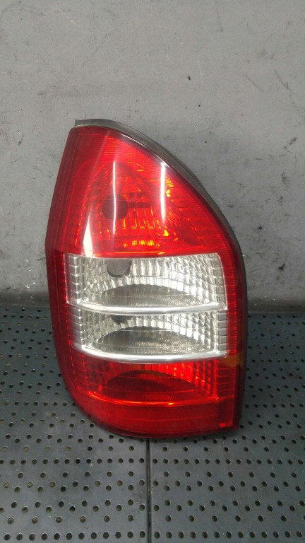 Stop tripla lampa stanga opel zafira a facelift