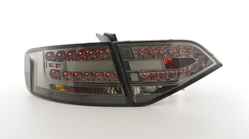 Stopuri cu led Audi A4 B8