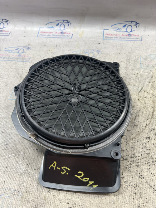 Subwoofer Audi A5 2011, 8T0035412