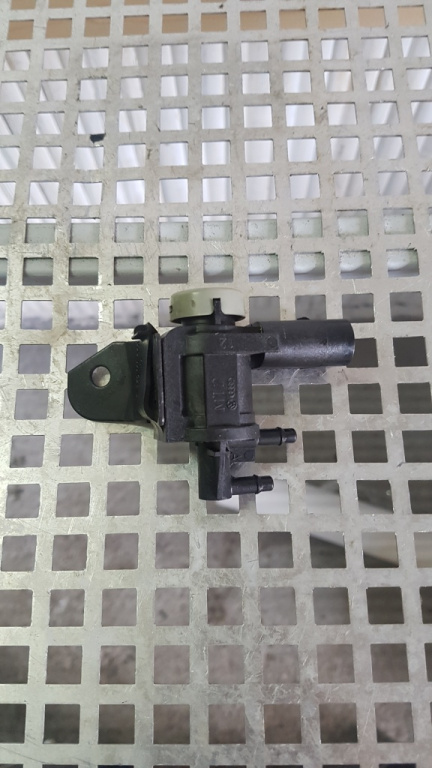 Supapa vacuum OEM 1J0906283C