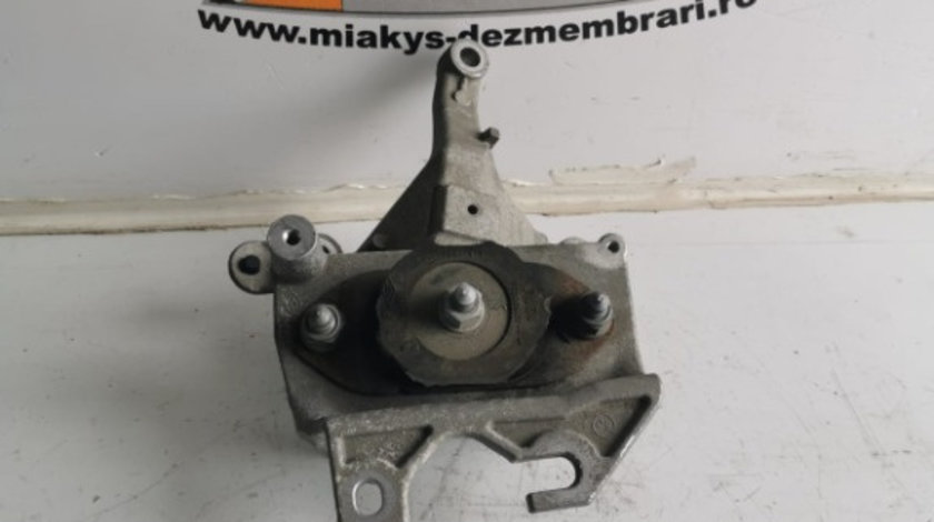 Suport cutie de viteze RENAULT CLIO 4/ 1.5 DCI / COD - 112533062R