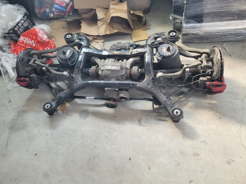 Suport etrier dreapta spate Audi Q7 4L 4.2 TDI 340cp / 250Wk cod motor CCF transmisie automata an 20...