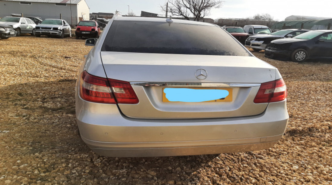 Suport etrier spate stanga Mercedes-Benz E-Class W212/S212/C207/A207 [2009 - 2013] Sedan 4-usi E 220 CDI BlueEfficiency 7G-Tronic Plus (170 hp)