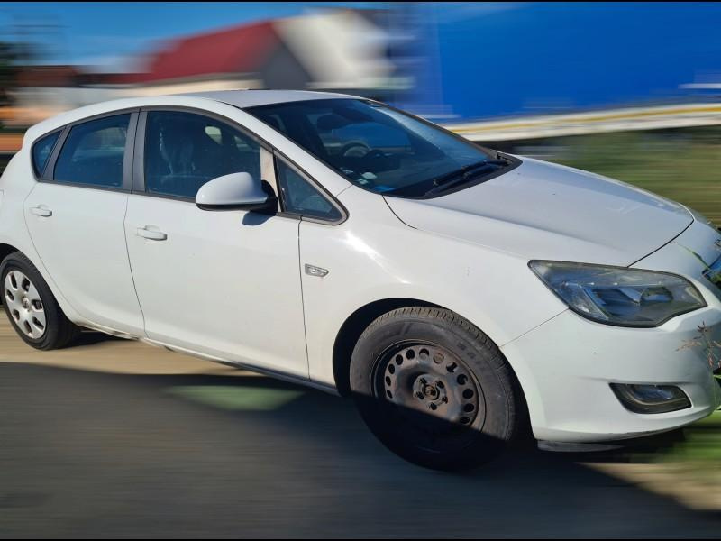 Suport far dreapta Opel Astra J 2009-2018 13307699