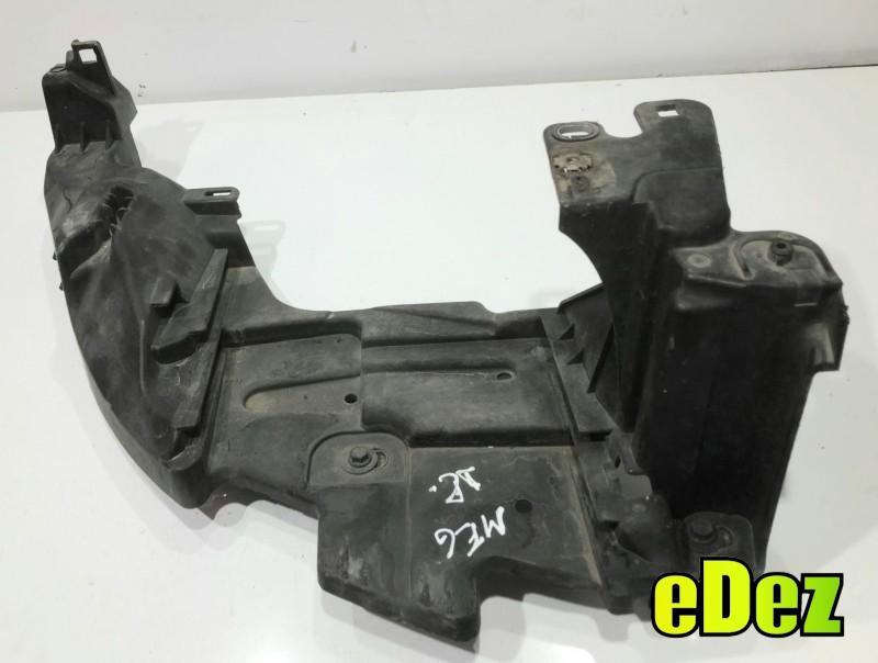 Suport far dreapta Renault Megane 3 (2008-2012) 622228760r